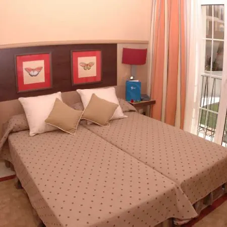 Hotel Grupotel & 4*