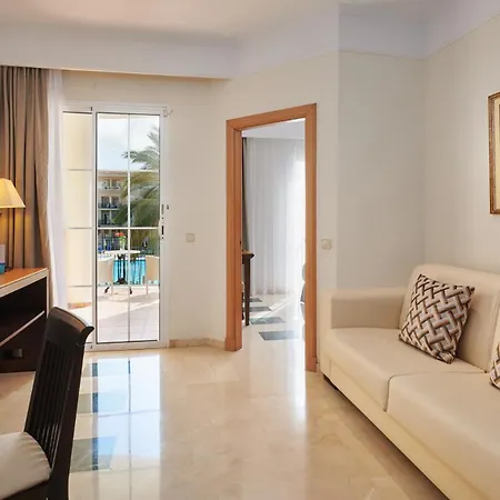 Hotel Grupotel & 4*